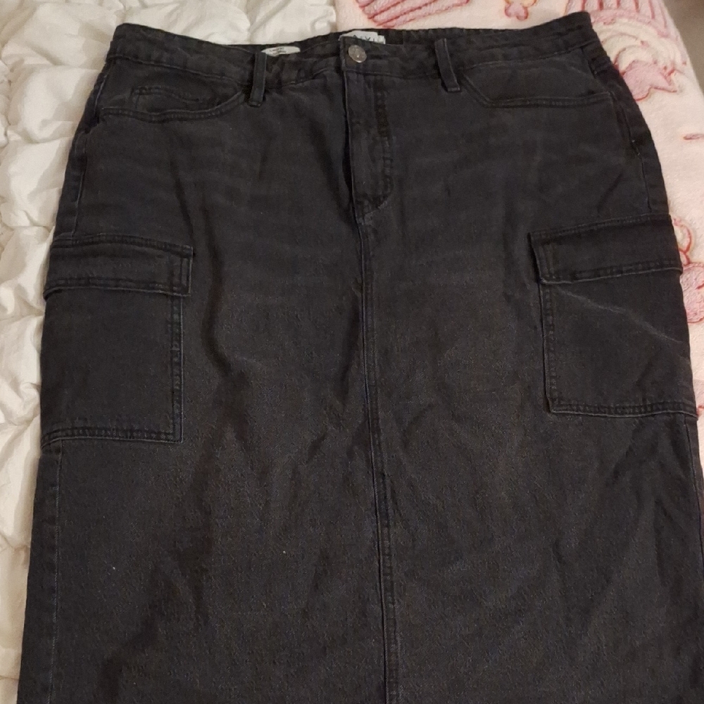 Ava & Viv Charcoal Denim Skirt
